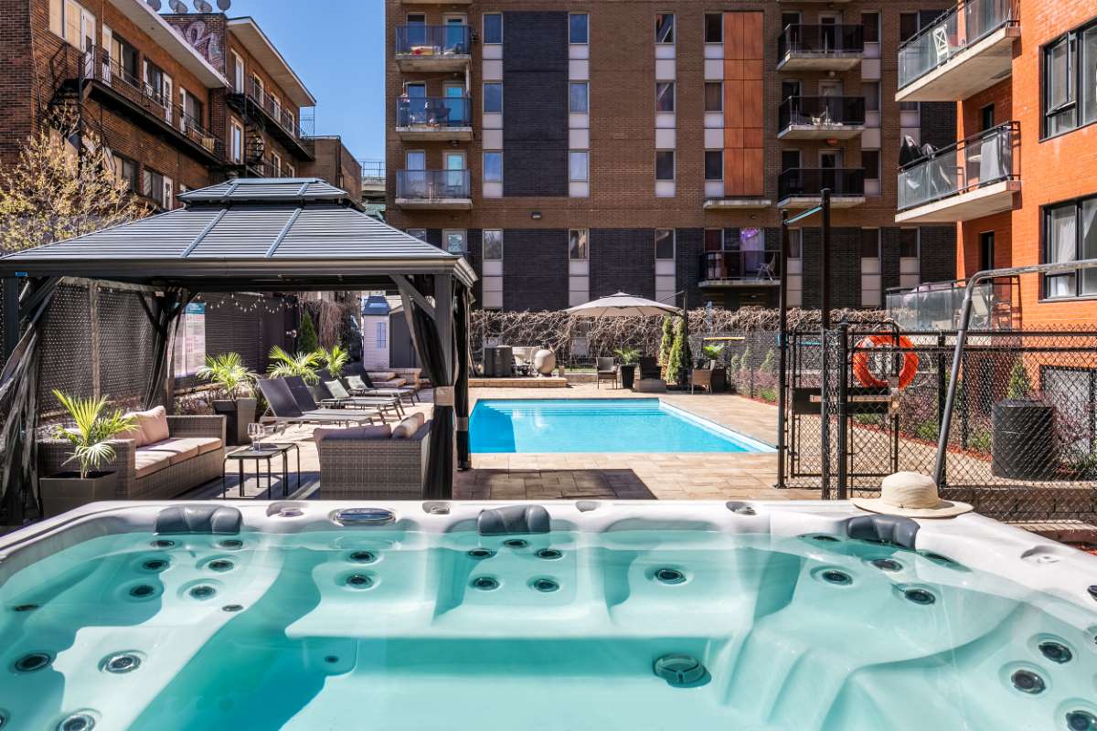 The Opal - Junior 1 Bedroom available at 2130 Rue Laforce, Montreal 2