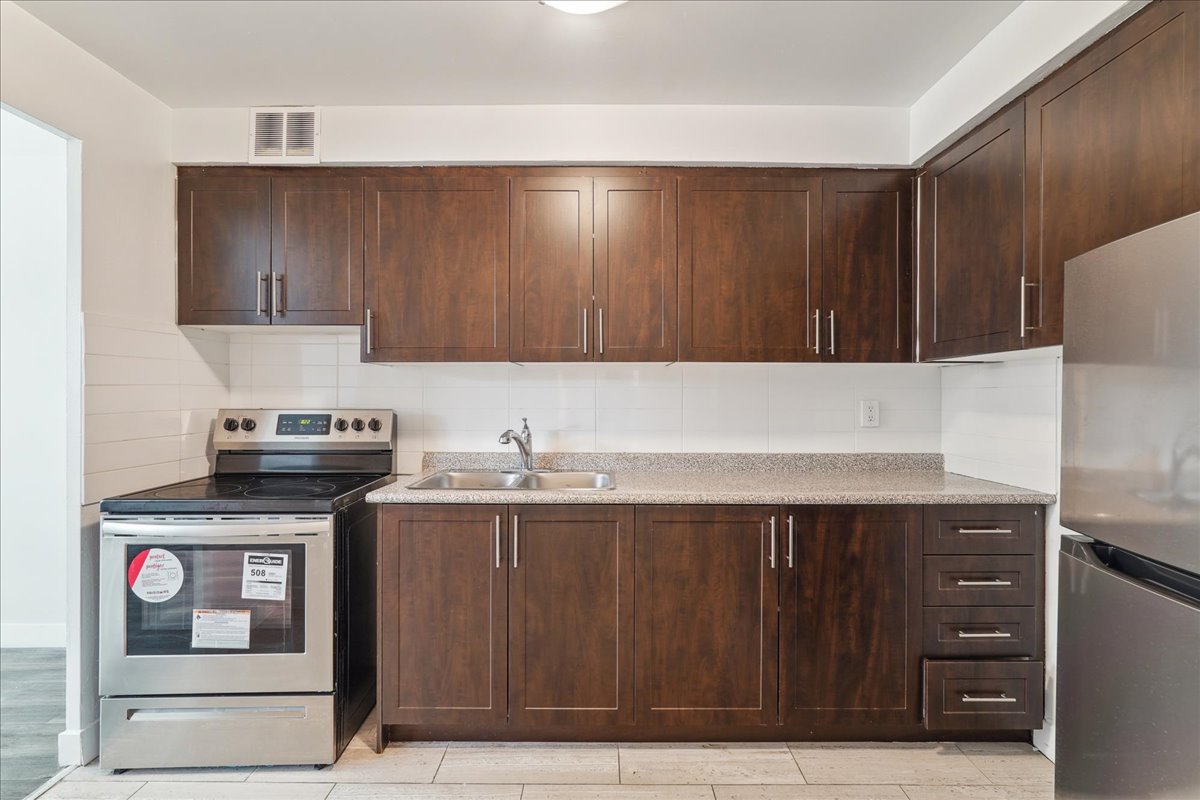 McCowan Apartments - 1 Bedroom available at 370 McCowan Road, Scarborough 4
