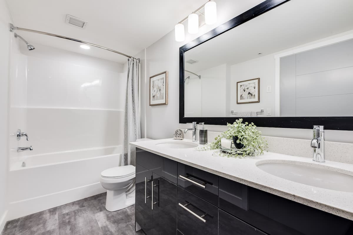 Eagle Pointe - 2 Bedroom available at 800 Eagleson Rd, Kanata 5