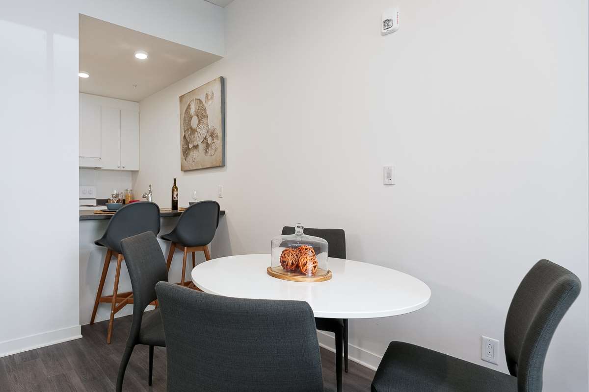 Place Cavendish Apartments - 2 Bedroom available at 2525 Cavendish blvd., Montreal 3
