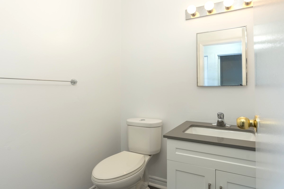 Blackacres Blvd Townhomes - Townhouse (3 bedroom) available at 101-259 Blackacres Blvd 3