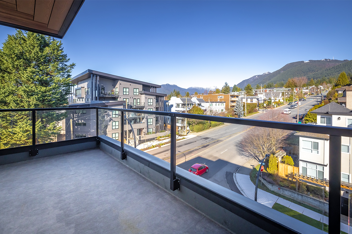 Axir Apartments - 1 Bedroom + Den available at 2590 Lonsdale Avenue 4