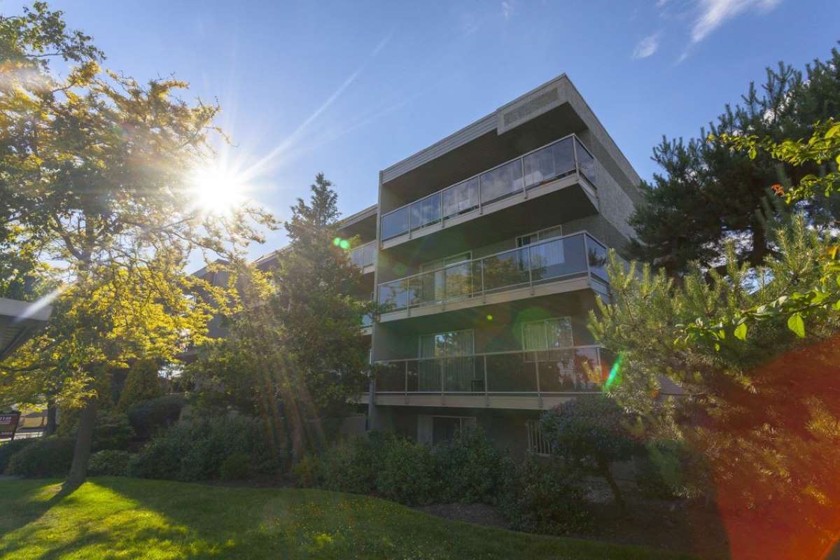 Sansar Apartments - 2 Bedroom available at 1140 Hillside Avenue, Victoria 3