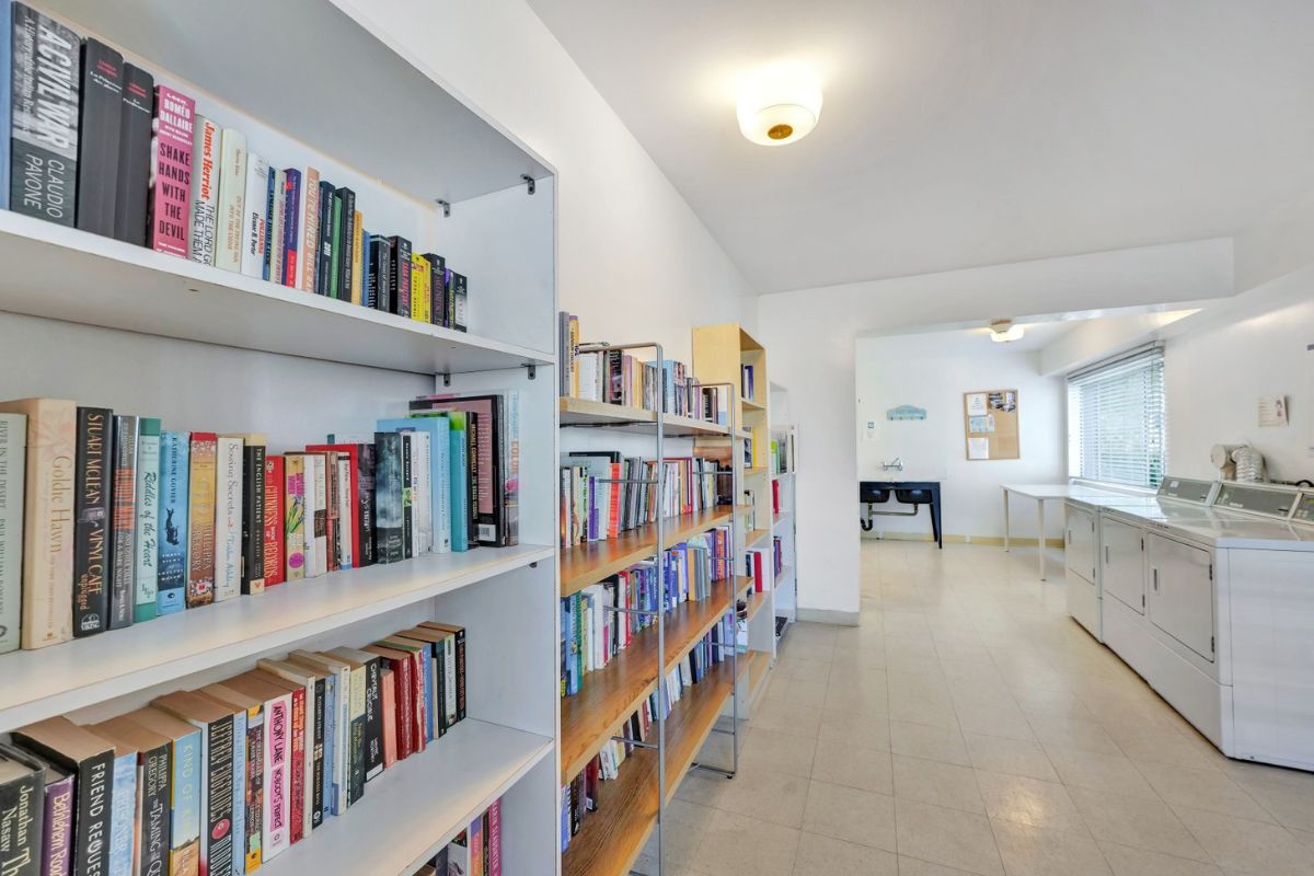 The Twelve81 - 1 Bedroom available at 1281 Broughton St, Vancouver 5