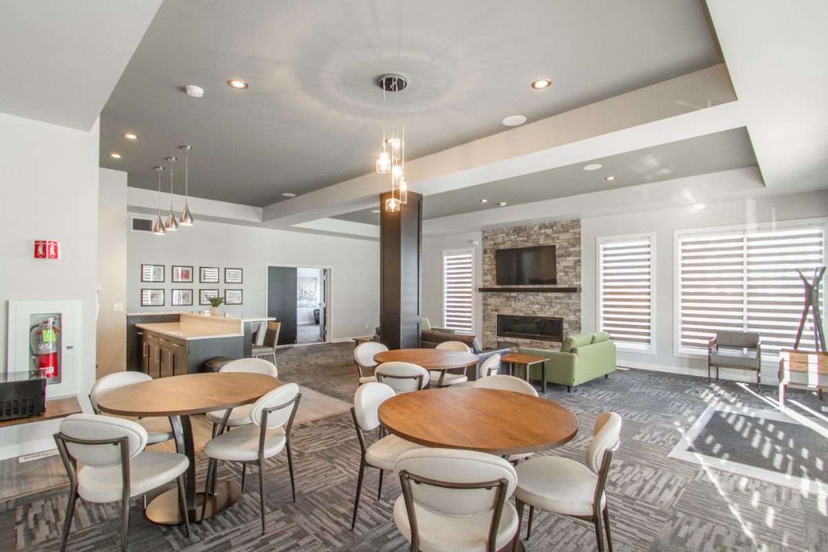 Sterling Manor - 1 Bedroom available at 3928 Green Falls Dr, Regina 5