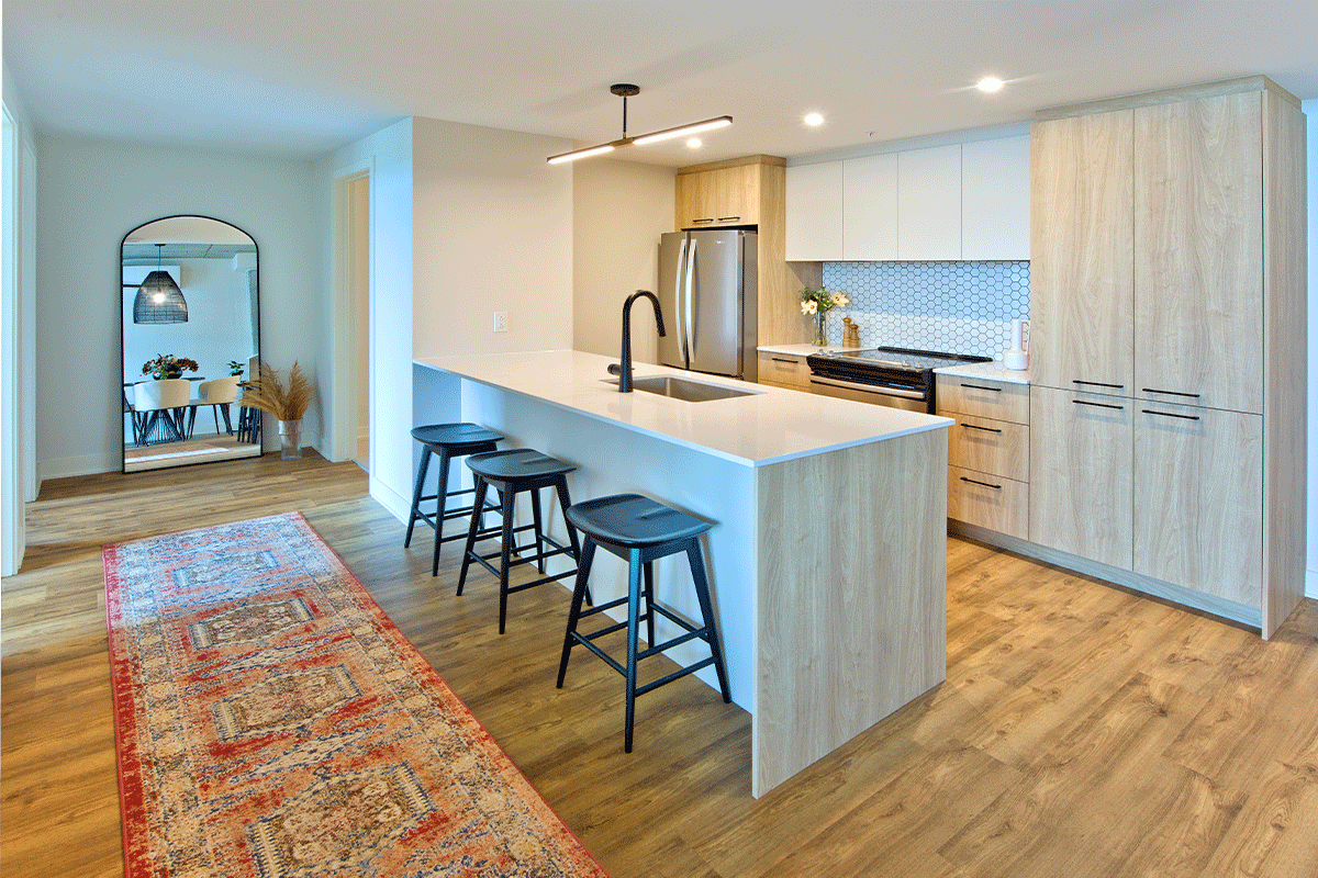 Market Apartments - Bachelor available at 3440 boulevard Saint-Elzéar West, Laval 3