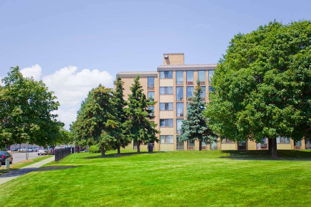 Pickering Place Apartments - 3 Bedroom available at 1865 Glenanna Road, Pickering 5