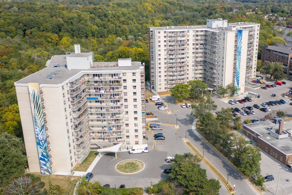 Lawrence East Apartments - 2 Bedroom available at 4000 Lawrence Avenue East, Scarborough 5