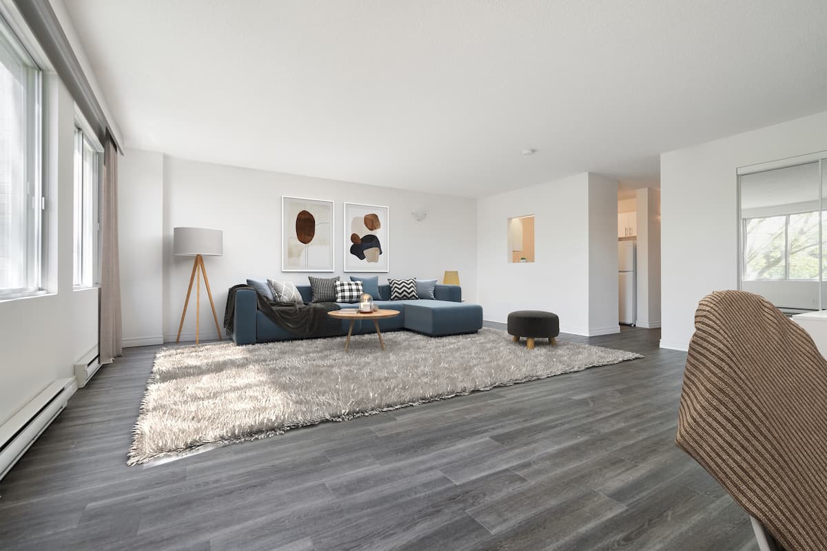 Habitat 2500 Apartments - Junior 1 Bedroom available at 2500 Cavendish Blvd., Montreal 4
