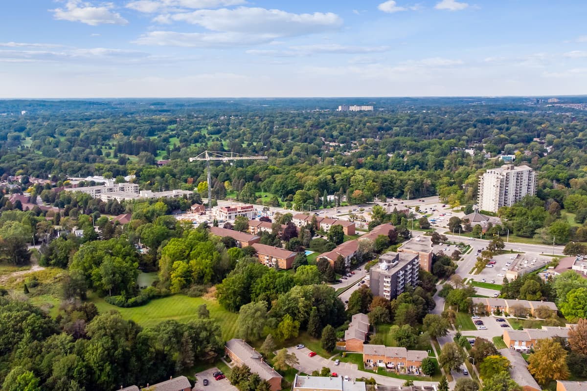 Berkshire Wonderland Apartments - 2 Bedroom - 170-186 Berkshire Drive | 362-388 Wonderland Rd S 4