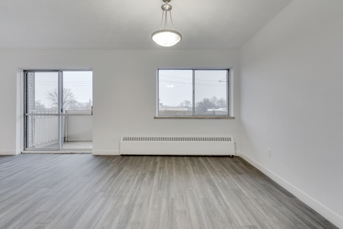 Sheldon Towers - 2 Bedroom available at 270 Sheldon Avenue, Etobicoke 4