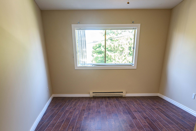 Buckingham Manor - 1 Bedroom available at 967 Collinson Street, Victoria 5