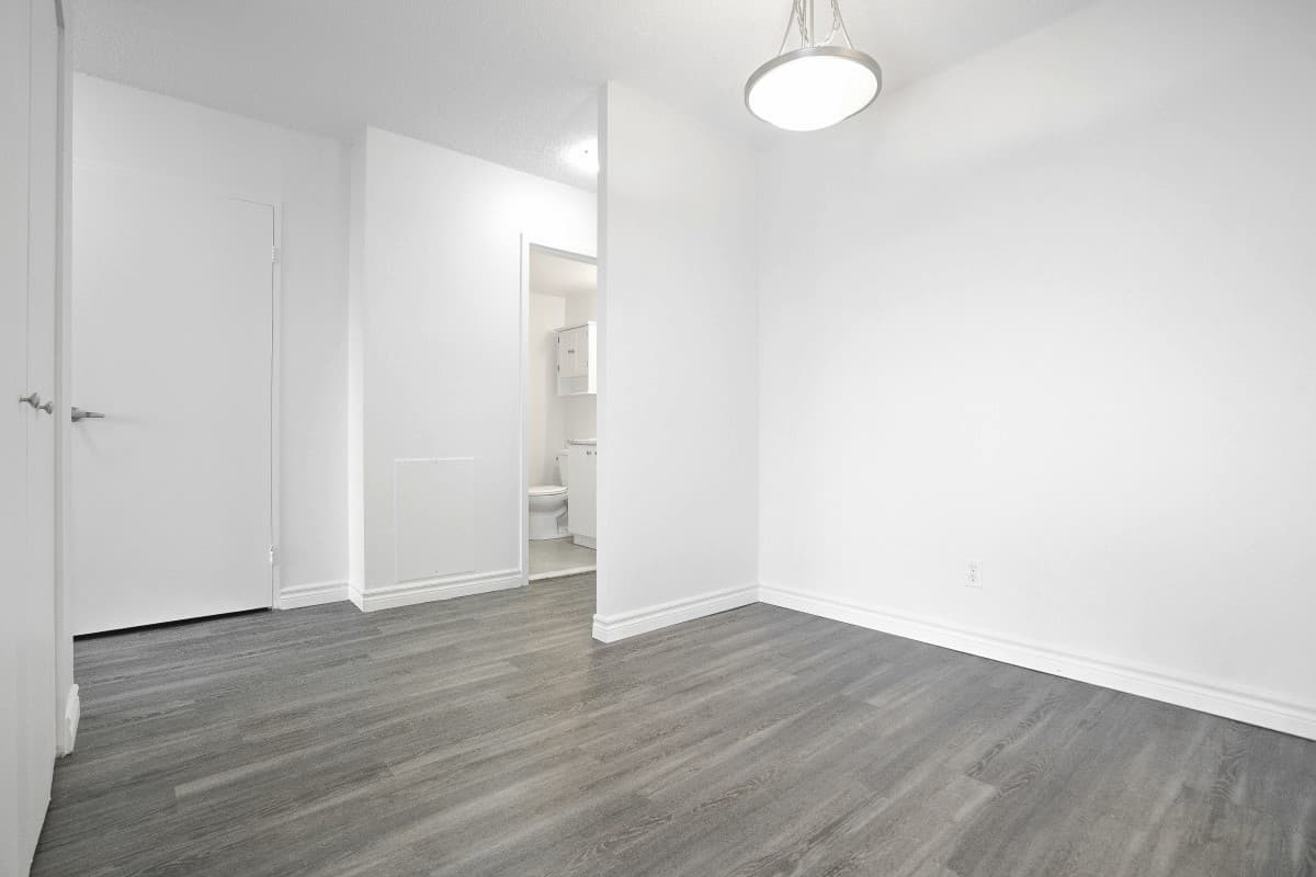 The Portneuf Apartments - 1 Bedroom available at 6465 East Sherbrooke street, Montreal 5