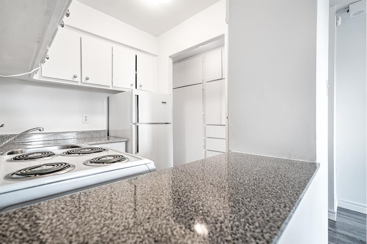 The Lorne Apartments - 1 Bedroom available at 3580 Lorne Avenue, Montreal 5