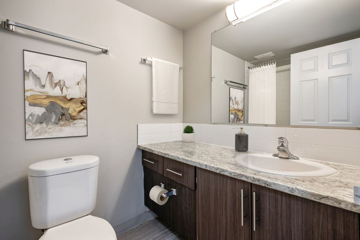 Vista Tower - 2 Bedroom available at 912 6th Avenue SW, Calgary 3