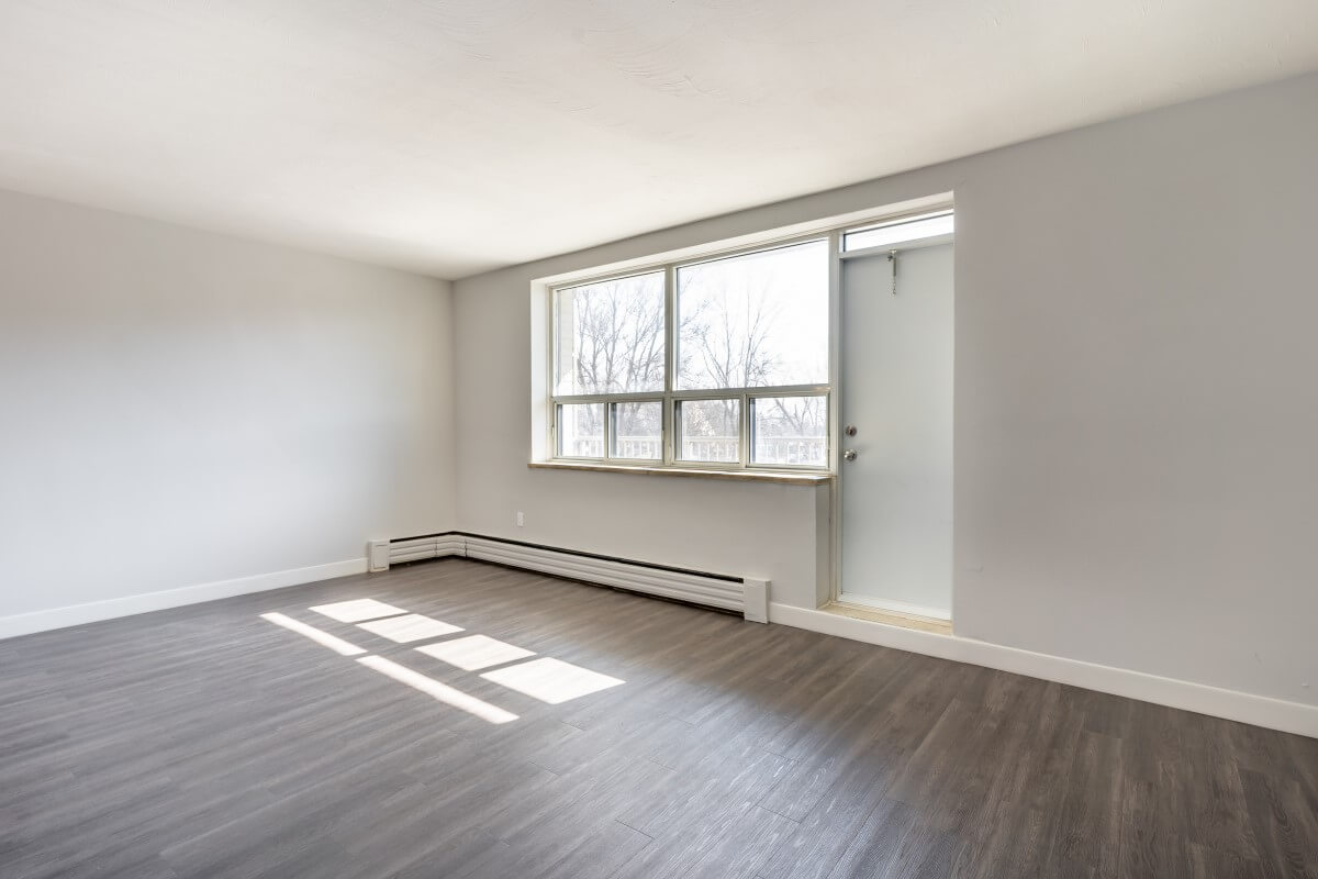Victoria Park Apartments - 3 Bedroom available at 1757, 1759 Victoria Park Avenue 5