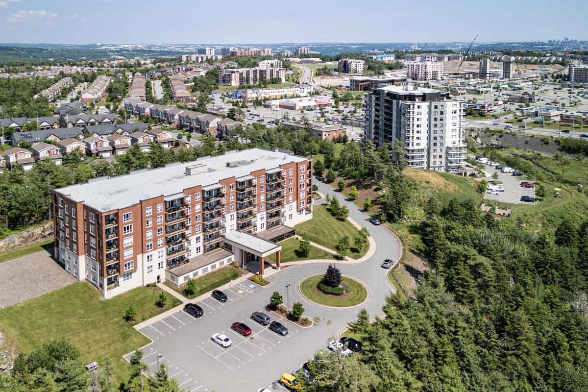 76 Place Apartments - 3 Bedroom available at 76 Armenia Drive, Bedford 4