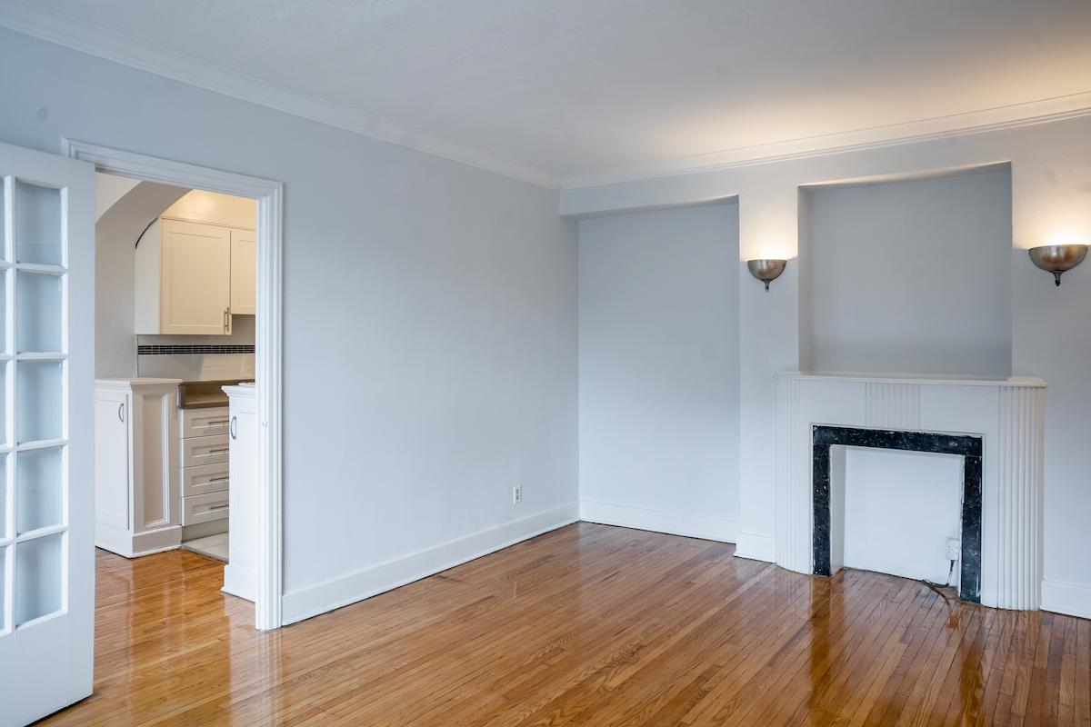 Chatsworth Apartments - 1 Bedroom available at 2928 Yonge Street, Toronto 2
