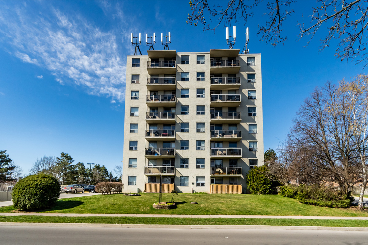 Longmoor Terrace Apartments - 1 Bedroom available at 4067 Longmoor Drive, Burlington 4