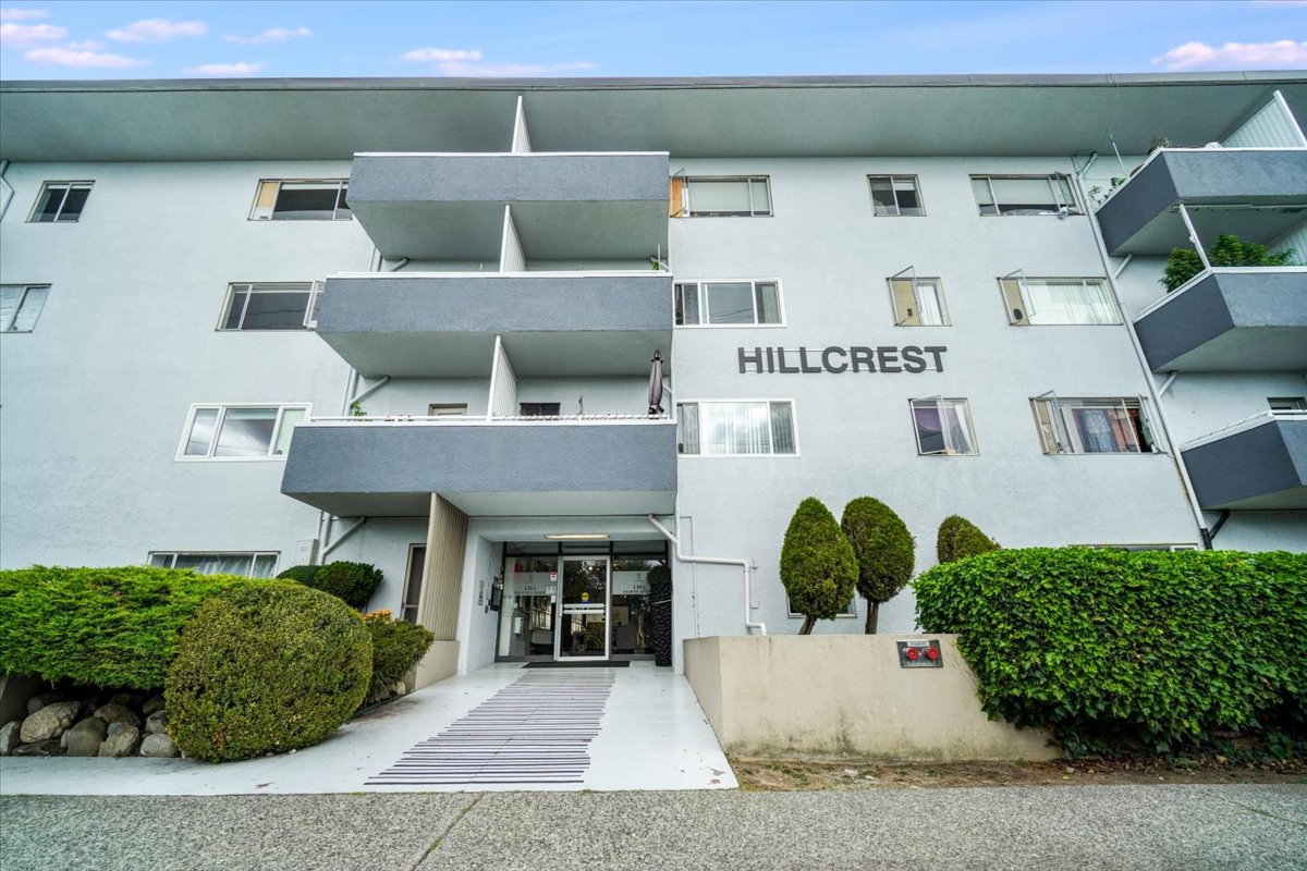 Hillcrest Manor Apartments - 3 Bedroom available at 1303 Eighth Avenue, New Westminster 3