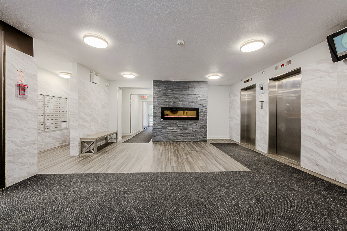 Morning Star Apartments - 3 Bedroom available at 3420, 3425 Morning Star Drive 4
