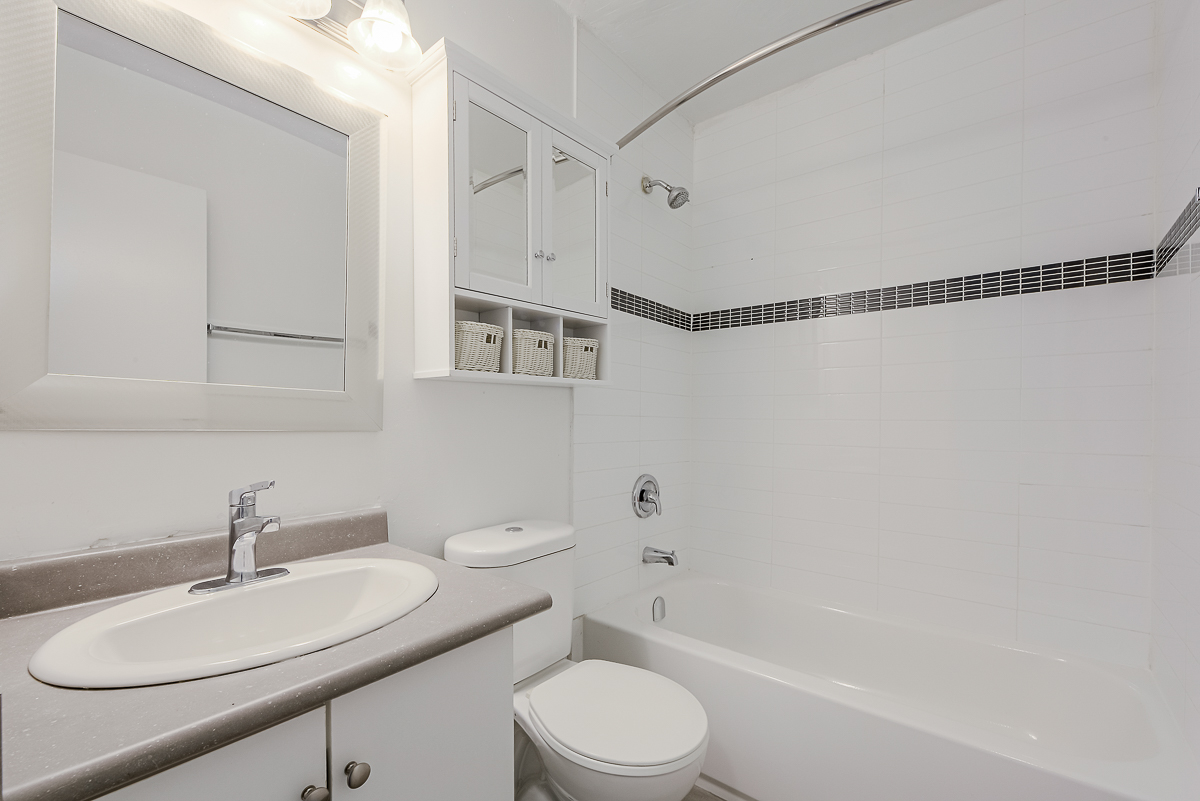 Morning Star Apartments - 3 Bedroom available at 3420, 3425 Morning Star Drive 3