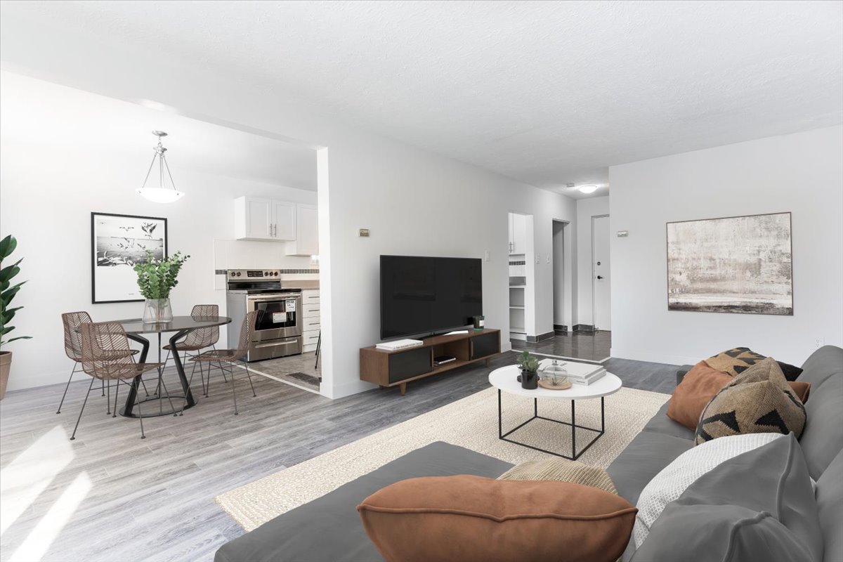 West Park Village Townhomes - Townhouse (3 bedroom) - 15 & 25 Blackfriar, 190 & 200 Kingsview, 65 & 75 Bridesburg Dr. 2