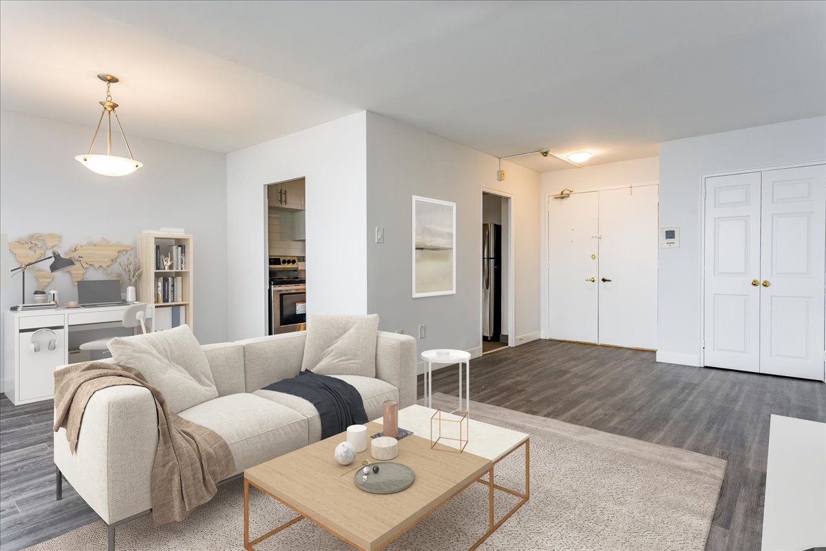 West Park Village Apartments - 3 Bedroom - 10 Blackfriar Ave., 186 Kingsview Blvd., 15 & 55 Bridesburg Dr. 3