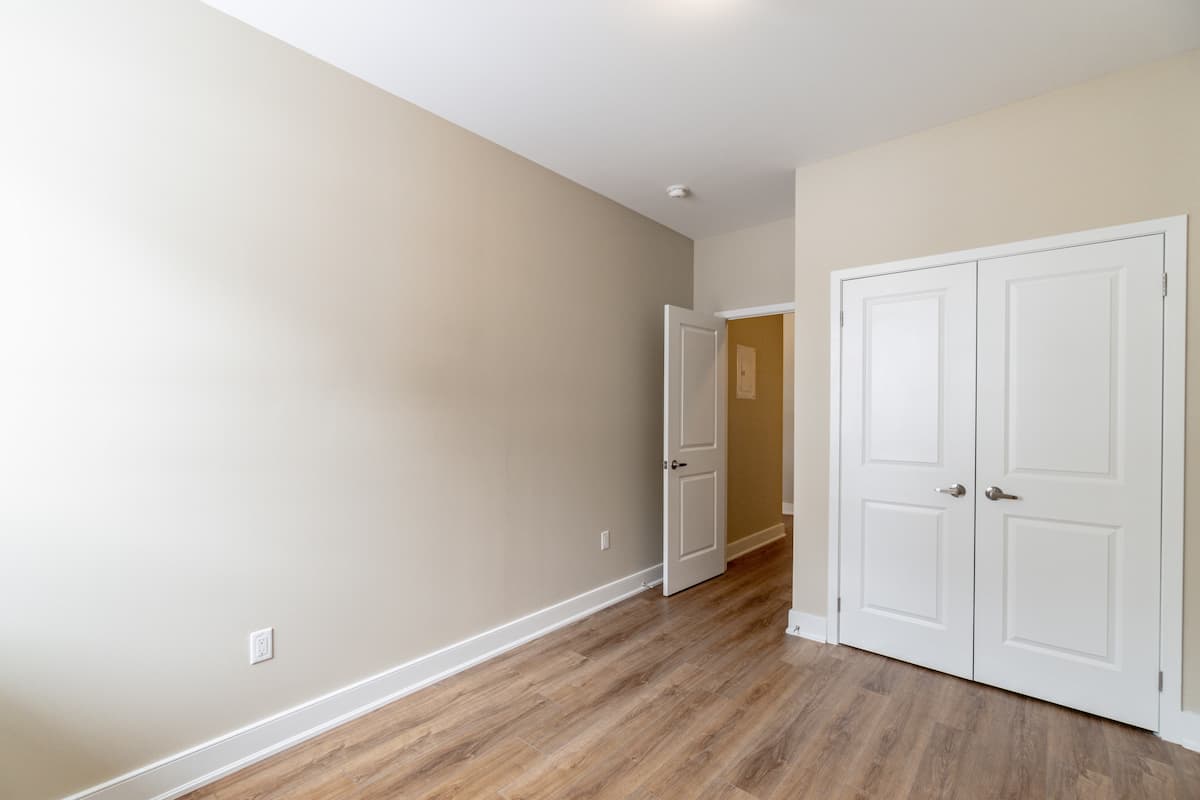 Deerford Road Apartments - 1 Bedroom available at 12 Deerford Road, North York 5