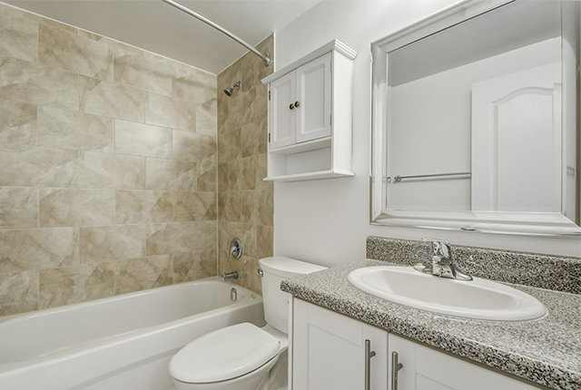Shallmar Apartments - 2 Bedroom available at 20 Shallmar Boulevard, Toronto 3