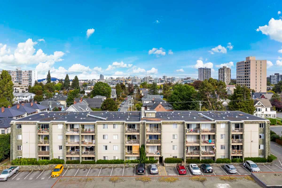 Niagara Court Apartments - Bachelor available at 535 Niagara Street, Victoria 5