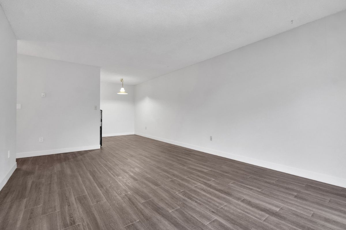 Dolphin Square Apartments - 2 Bedroom available at 8200 Park Road, Richmond 2