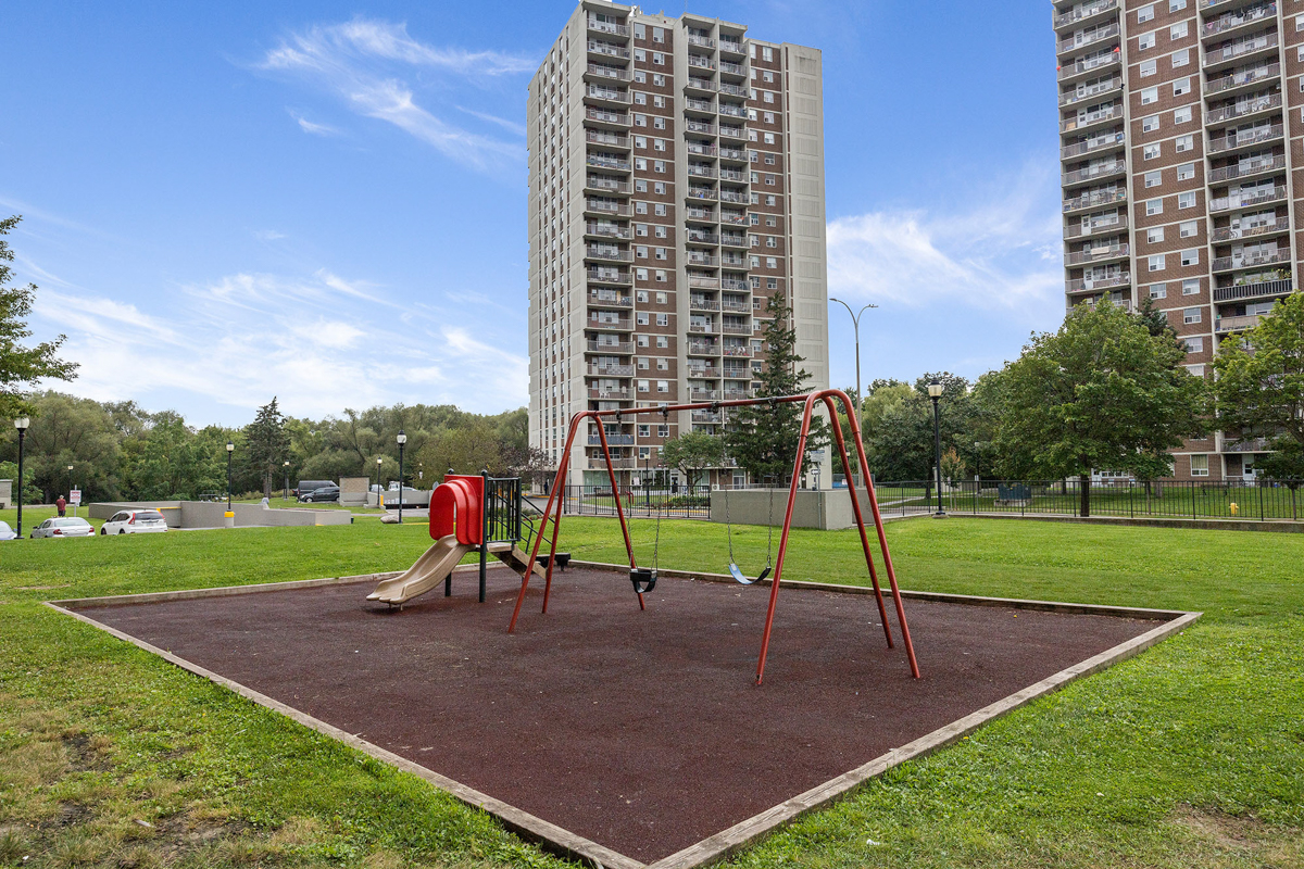 Highland Towers Apartments - 3 Bedroom available at 100, 101, 200, 201 White Oaks Court 5