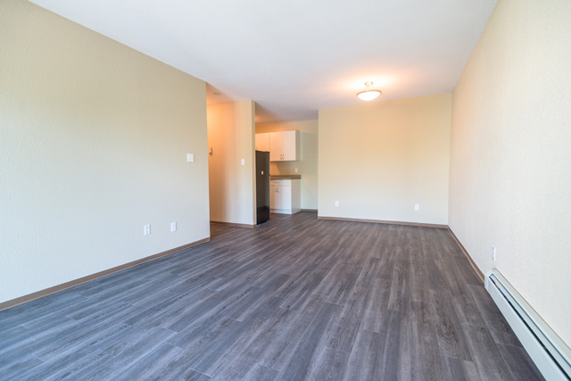 Anondale Court - 2 Bedroom available at 443 Superior Street, Victoria 2