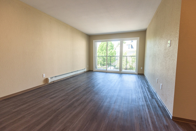 Anondale Court - 1 Bedroom available at 443 Superior Street, Victoria 4