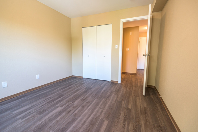 Anondale Court - 1 Bedroom available at 443 Superior Street, Victoria 3