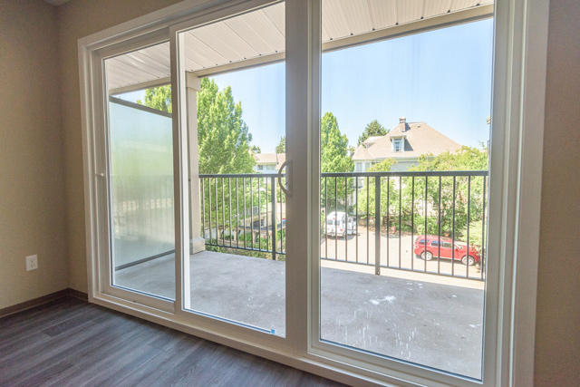 Anondale Court - 1 Bedroom available at 443 Superior Street, Victoria 5