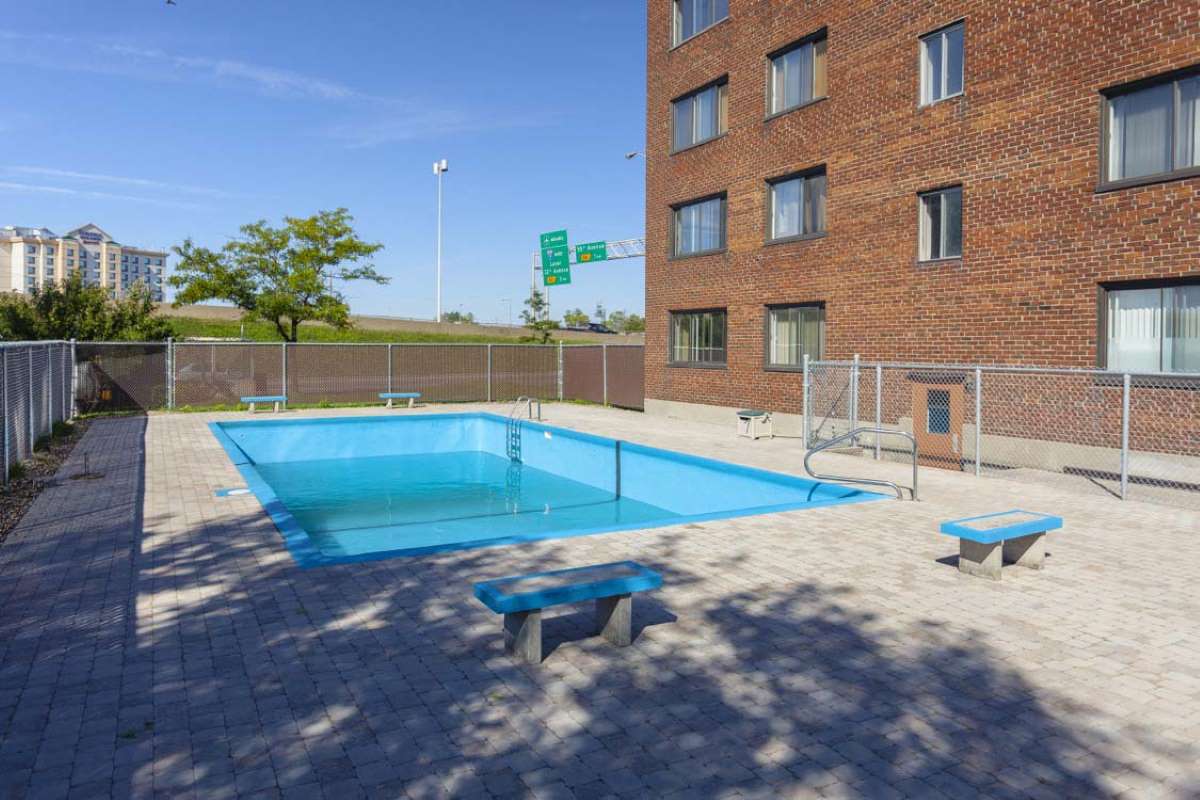 Carrefour Dorval - 2 Bedroom available at 455 Racine Avenue, Dorval 4
