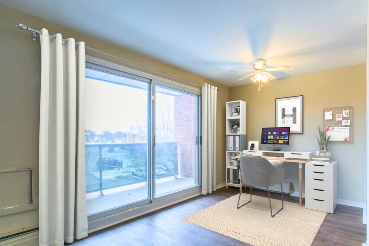 Blackacres Blvd Apartments - 2 Bedroom available at 181,183 Blackacres Blvd, London 5
