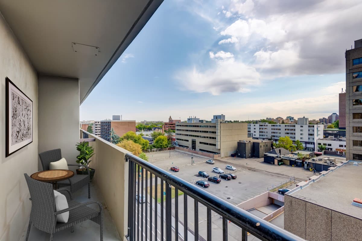 Kingston Tower - Bachelor available at 342 - 15 Avenue SW, Calgary 2