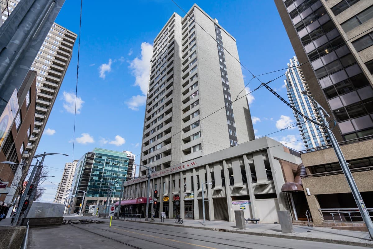 Pentland Place Apartments - 2 Bedroom available at 924 7th Avenue SW, Calgary 5
