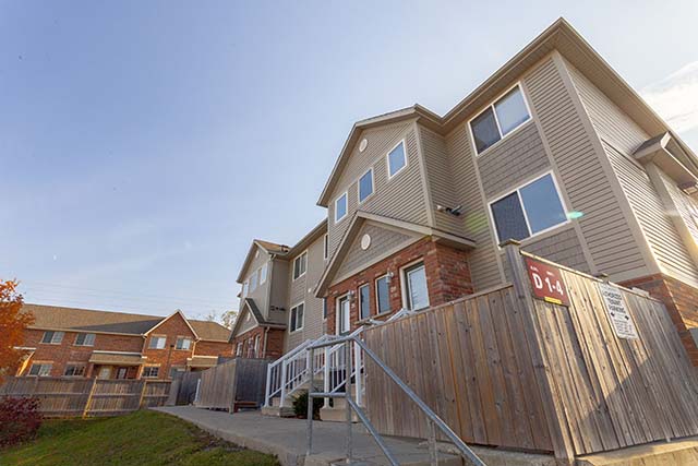 265 Lawrence Avenue Townhomes - 1 Bedroom available at 265 Lawrence Avenue, Kitchener