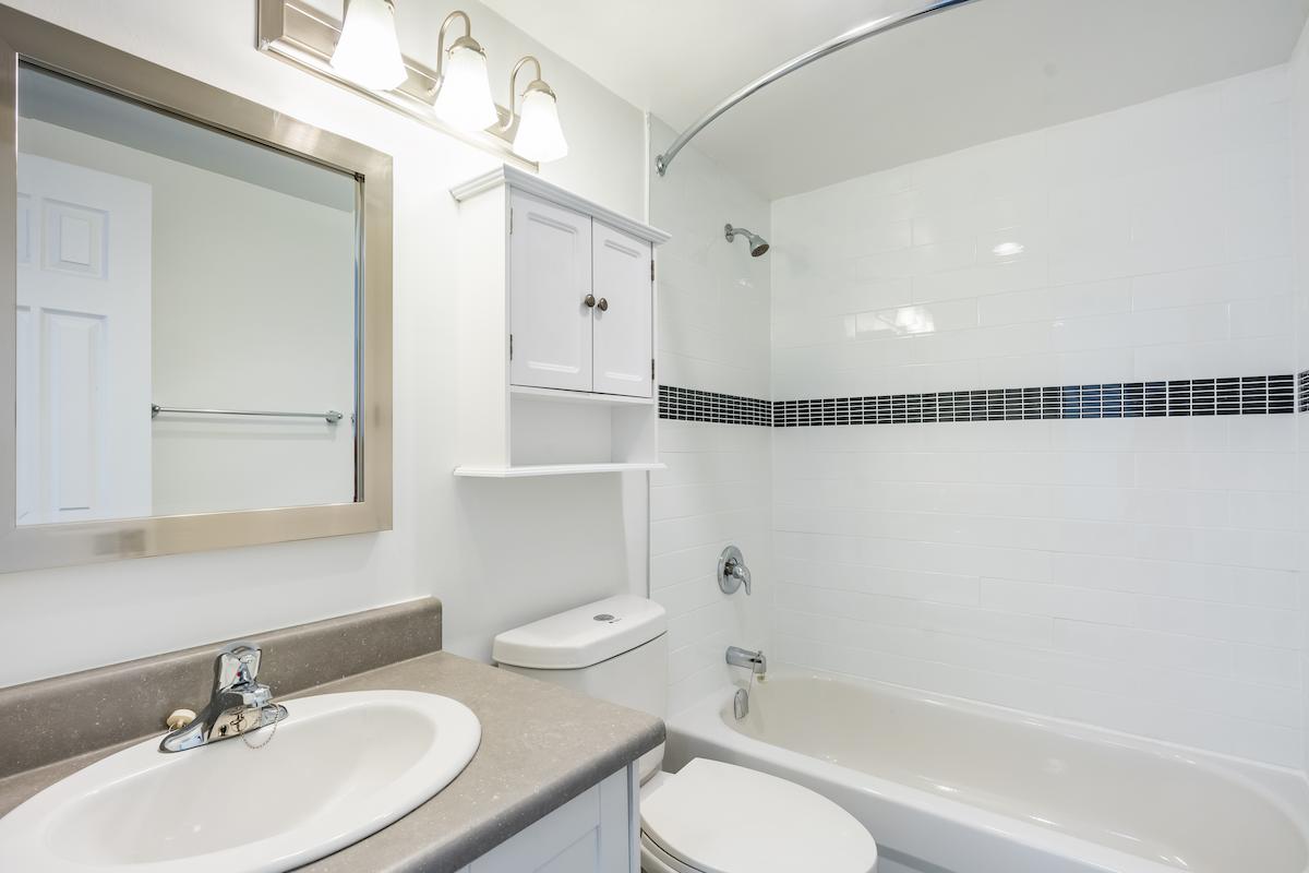 Wellesley Apartments - 1 Bedroom available at 100 Wellesley Street East, Toronto 5