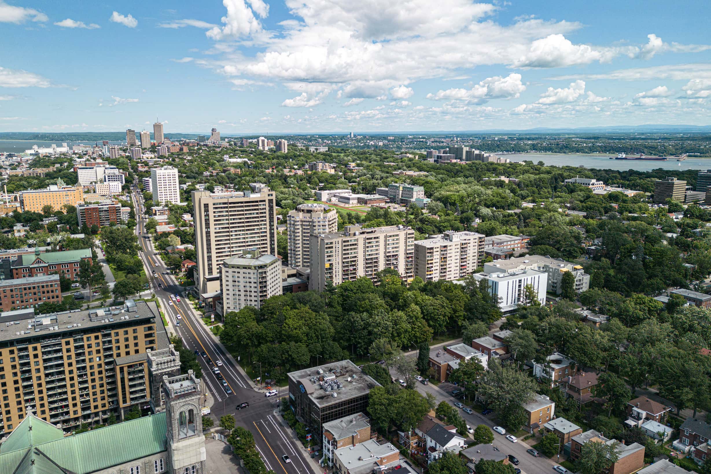 Samuel Holland Apartments - 3 Bedroom - 1245, 1275 Chemin Ste. Foy, 830, 840, 850 Ave. Ernest-Gagnon, 875 Ave. Holland 5