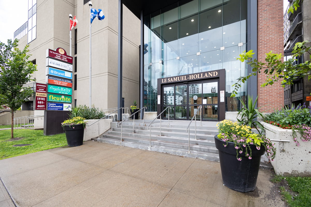 Samuel Holland Apartments - 1 Bedroom - 1245, 1275 Chemin Ste. Foy, 830, 840, 850 Ave. Ernest-Gagnon, 875 Ave. Holland 3