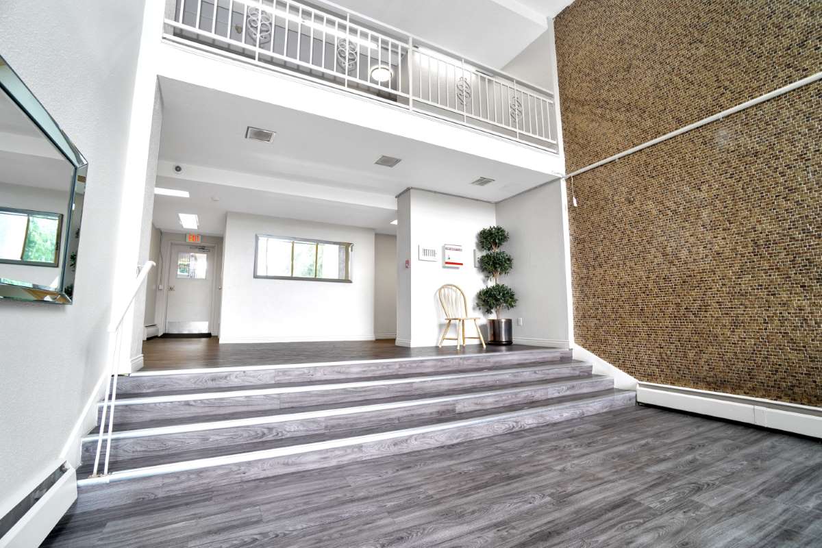 Grosvenor Square Apartments - 1 Bedroom available at 10463 150th Street, Surrey 2