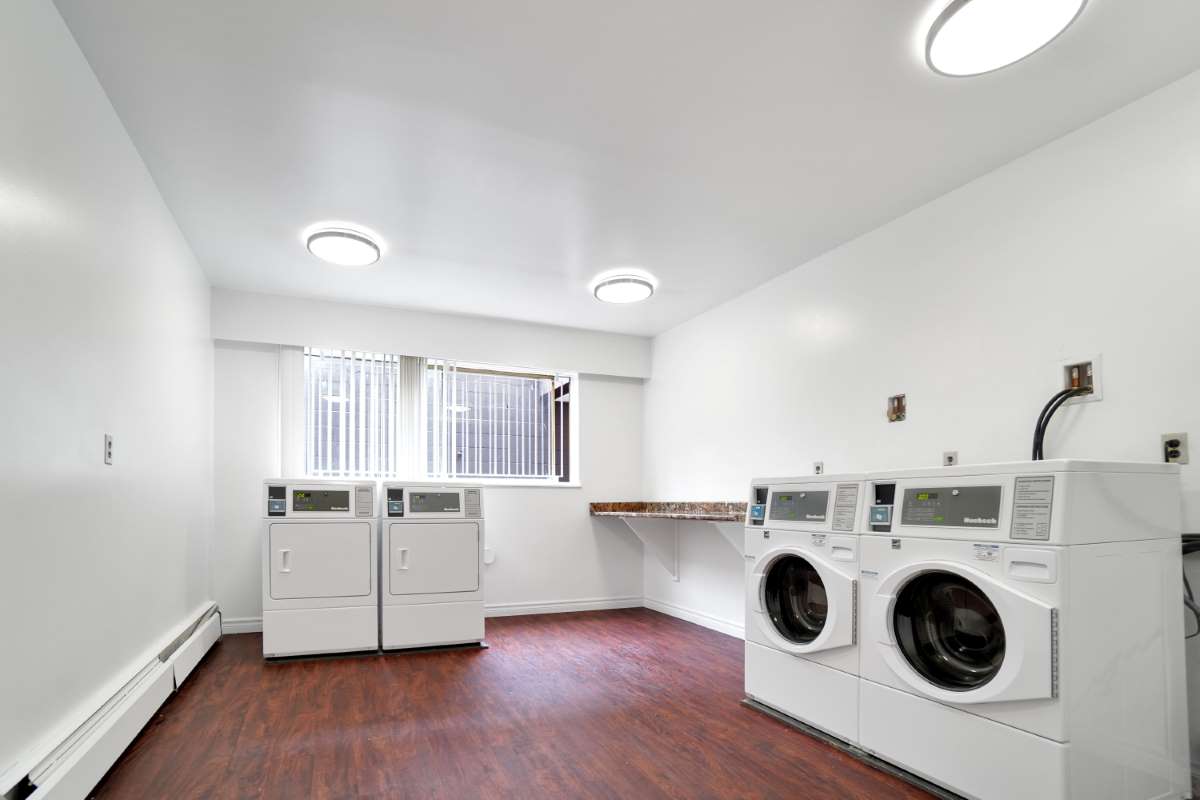 Grosvenor Square Apartments - 1 Bedroom available at 10463 150th Street, Surrey 4