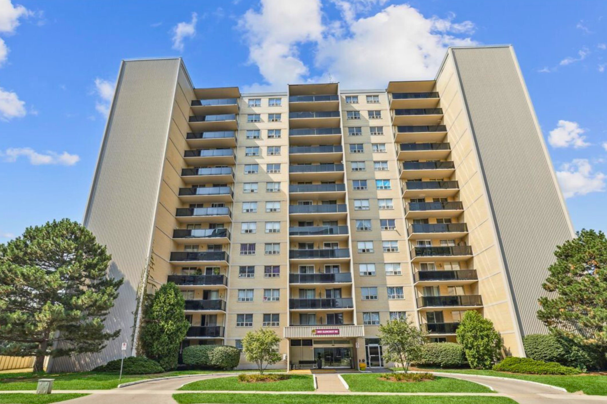 Glencrest Terrace Apartments - 1 Bedroom available at 3055 Glencrest Road, Burlington 3