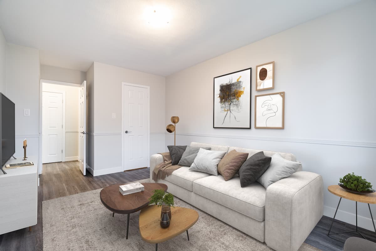 Tycourt Apartments and Townhomes - 2 Bedroom available at 1420 Tyandaga Park Drive, Burlington 4
