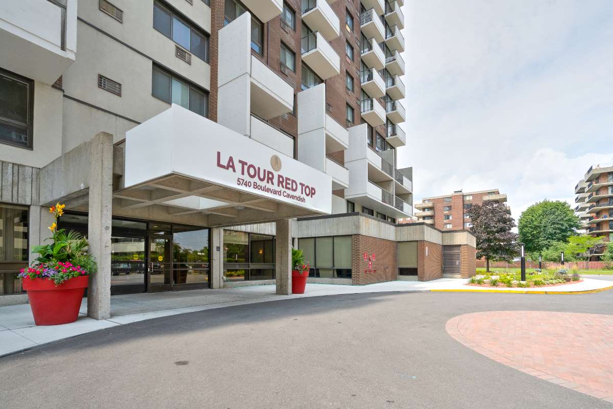 Red Top Tower Apartments - Bachelor available at 5740 Cavendish Boulevard, Côte Saint-Luc 4